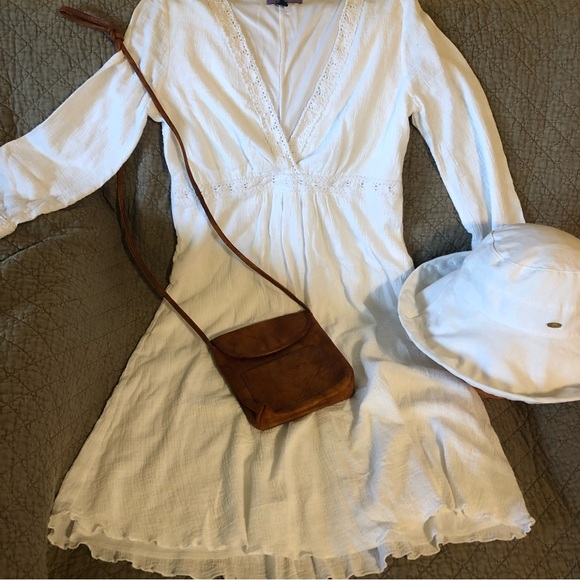 Pretty White Cotton Dress by Violet in Size Large - Picture 7 of 7